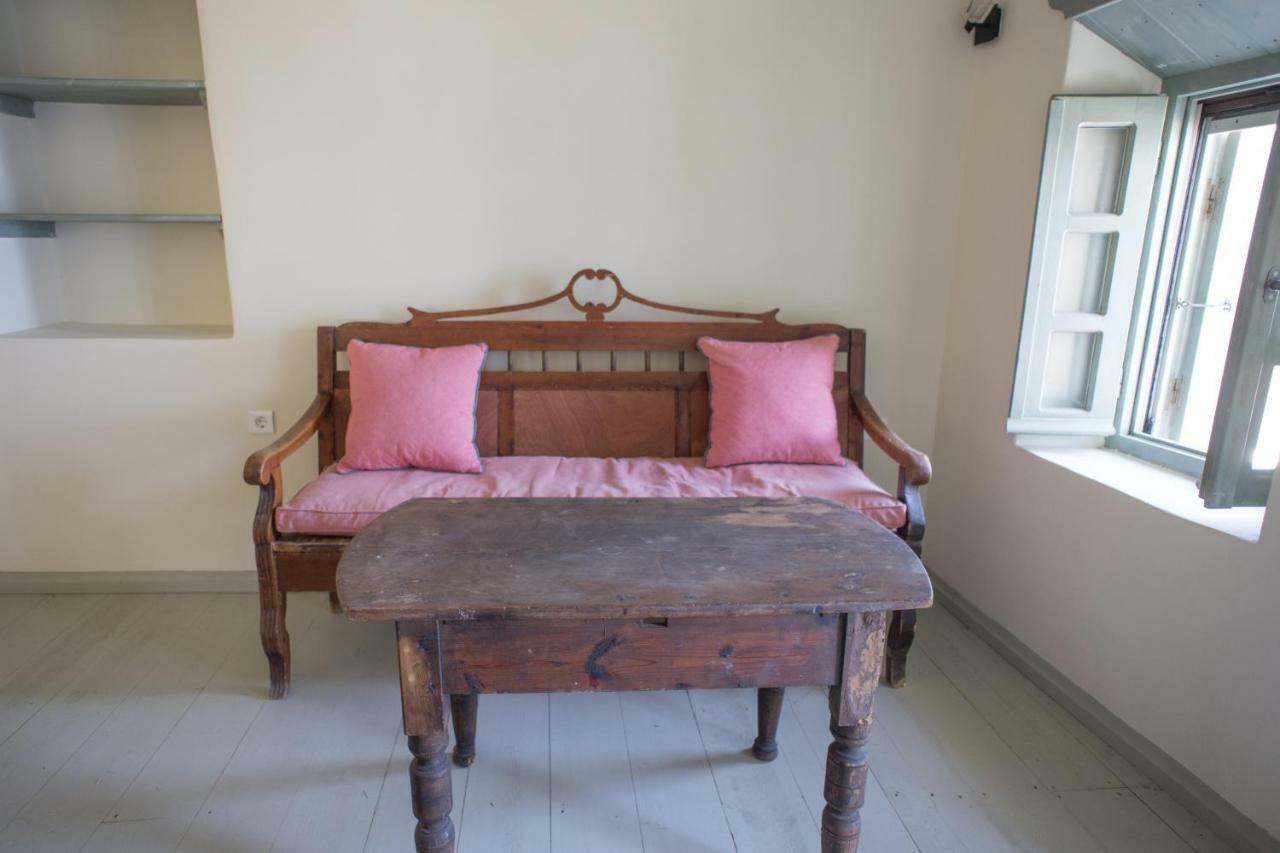 Pyrgos Stone House Villa Emporeiós Dış mekan fotoğraf